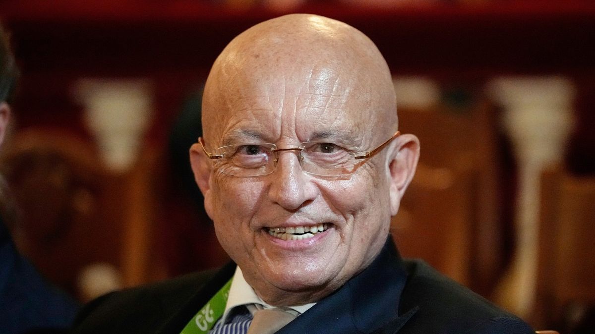 Evropští imbecilové musí pocítit strach z Boha, udeříme na ně, vyhrožují v ruské televizi